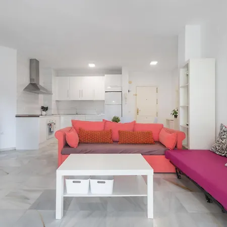 Junto Al Mar Costa * Torremolinos